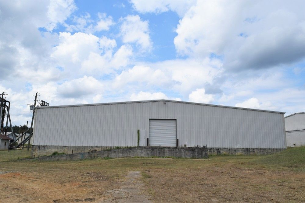 Crystal Lake: 2225 Highway 14 W, Autaugaville, AL 36003